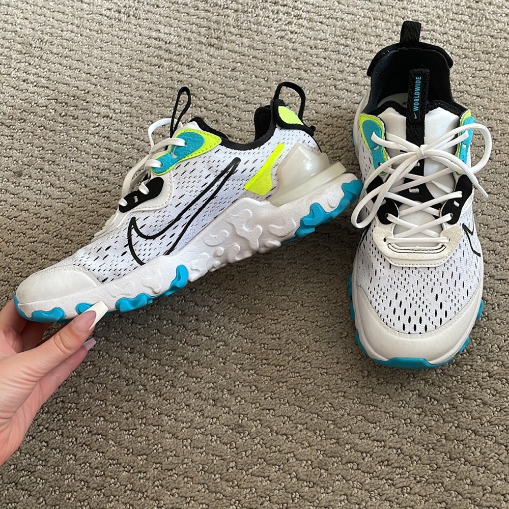 Nike Kicks